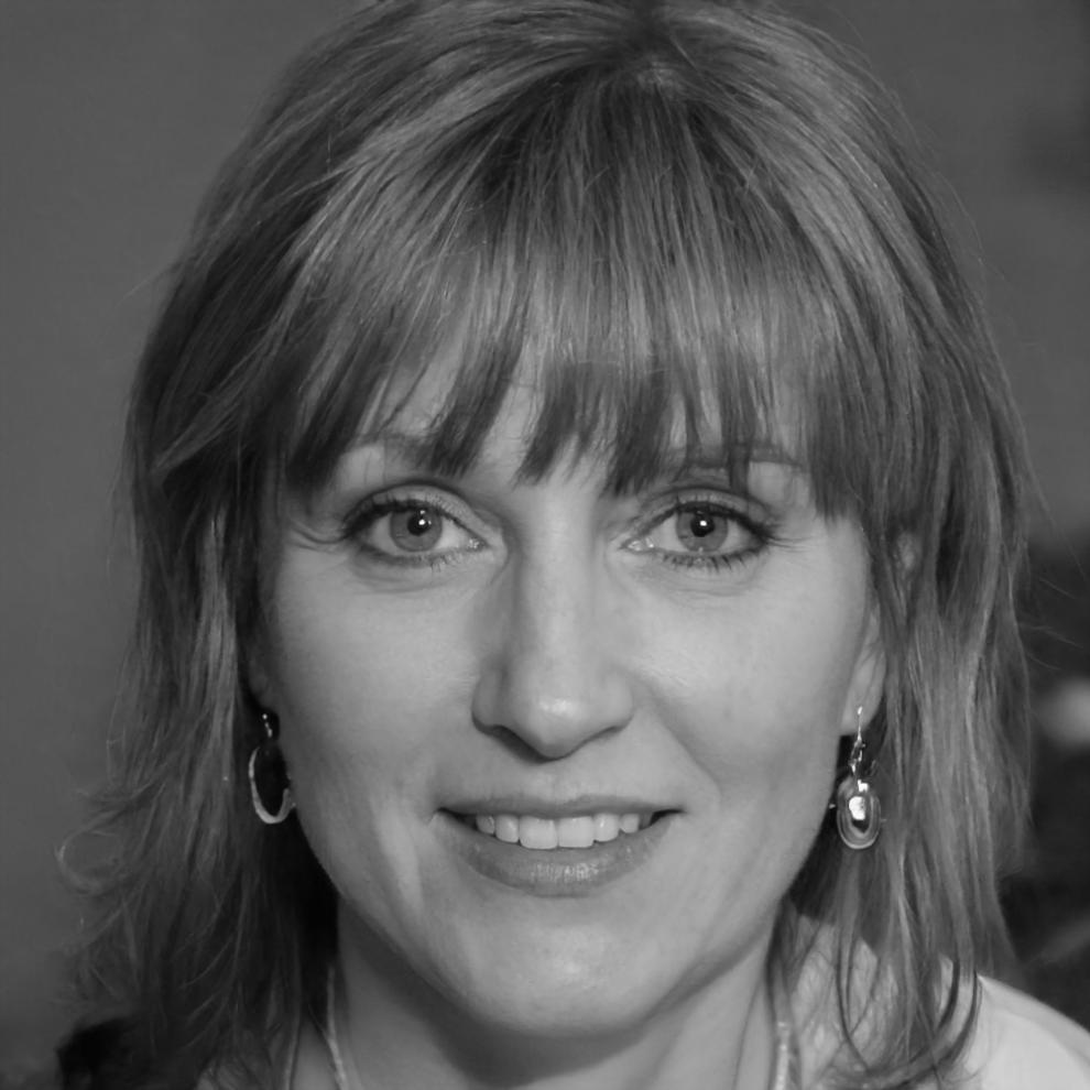 Ксения Белова, финансовый консультант